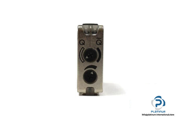 PEPPERLFUCHS-UB800-F12P-EP-V15-ULTRASONIC-SENSOR4_675x450.jpg