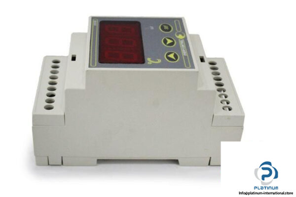 EVERY-CONTROL-EC-6-133-K220-S001-DIGITAL-THERMOREGULATOR4_675x450.jpg