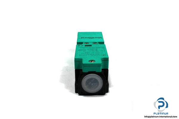 PEPPERLFUCHS-UC3000U9IUE2R2-ULTRASONIC-SENSOR5_675x450.jpg