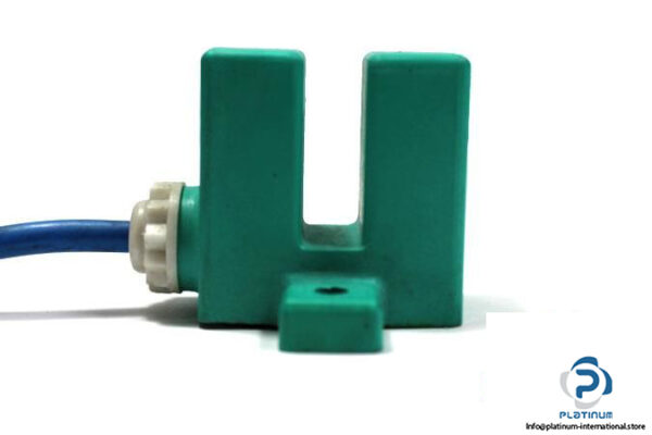 PEPPERLFUCHS-SJ10-N-INDUCTIVE-SLOT-SENSOR4_675x450.jpg