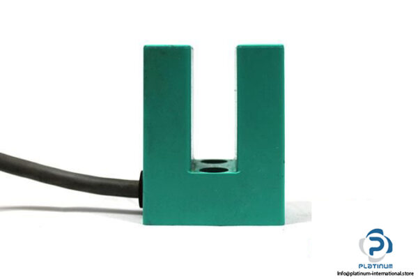 PEPPERLFUCHS-SJ15-E-INDUCTIVE-SLOT-SENSOR4_675x450.jpg
