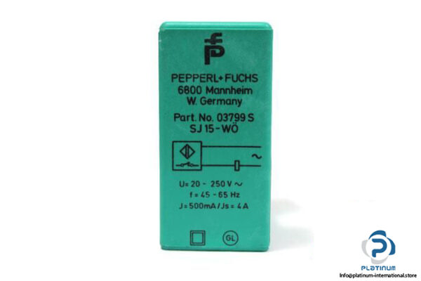 PEPPERLFUCHS-SJ15-WO-INDUCTIVE-SLOT-SENSOR5_675x450.jpg
