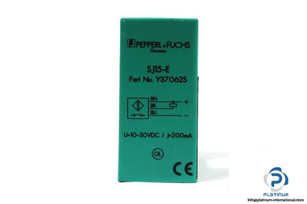 PEPPERLFUCHS-SJ15-E-INDUCTIVE-SLOT-SENSOR5_675x450.jpg