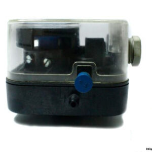 DUNGS-LGW-50-A2P-DIFFERENTIAL-PRESSURE-SWITCH4_675x450.jpg
