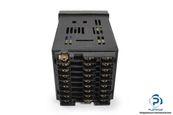 HONEYWELL-DC300E-E-000-21-00P0-0-GE-UNIVERSAL-DIGITAL-LIMIT-CONTROLLER5_675x450.jpg