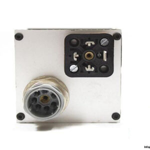 HYDAC-EDS-601-100-000-905198-ELECTRONIC-PRESSURE-SWITCH5_675x450.jpg