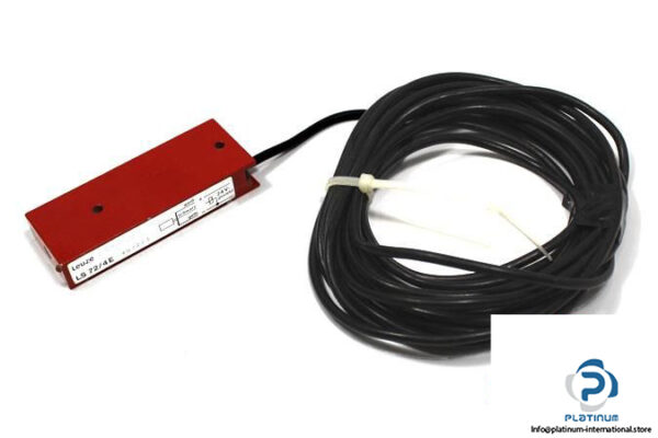 LEUZE-LS-724-E-THROUGH-BEAM-PHOTOELECTRIC-SENSOR-RECEIVER_675x450.jpg