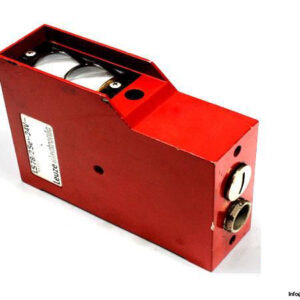 LEUZE-LS-782-SE-24V-THROUGH-BEAM-PHOTOELECTRIC-SENSOR-TRANSMITTER_675x450.jpg