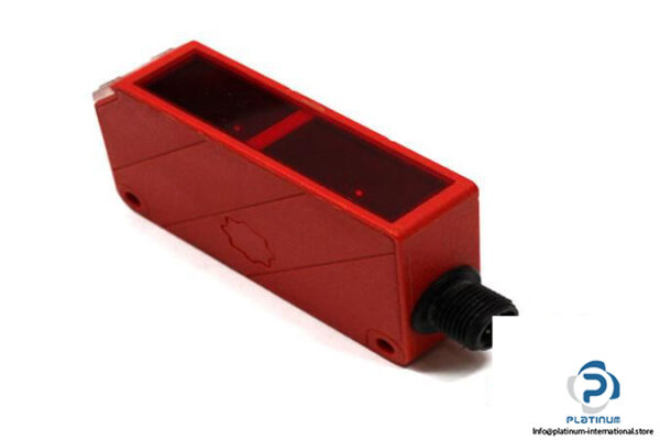 LEUZE-PRK-4644-S12-PHOTOELECTRIC-RETRO-REFLECTIVE-SENSOR_675x450.jpg