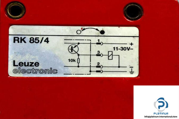 LEUZE-RK-854-PHOTOELECTRIC-DIFFUSE-SENSOR5_675x450.jpg