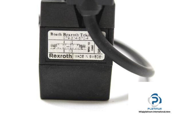 BOSCH-079-314-670-4-53-WAY-SOLENOID-CONTROL-VALVE-5_675x450.jpg