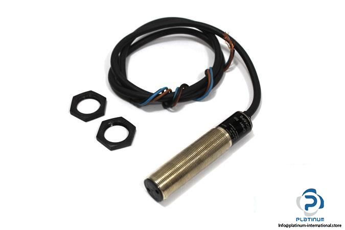 WENGLOR-UC66PB-PHOTOELECTRIC-DIFFUSE-REFLECTIVE-SENSOR_675x450.jpg