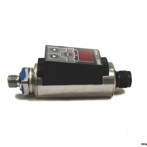 HYDAC-EDS-344-2-250-000-906321-PRESSURE-SWITCH_675x450.jpg