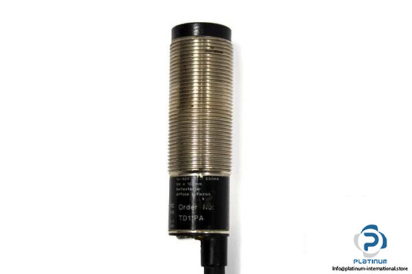 WENGLOR-TD11PA-PHOTOELECTRIC-DIFFUSE-REFLECTIVE-SENSOR4_675x450.jpg