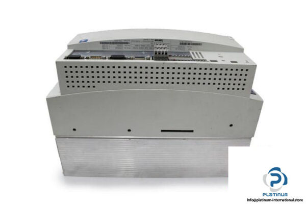 LENZE-EVS9325-EK-SERVO-CONTROLLER4_675x450.jpg