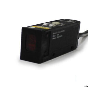 OMRON-E3S-AR31-PHOTOELECTRIC-SWITCH-SENSOR5_675x450.jpg