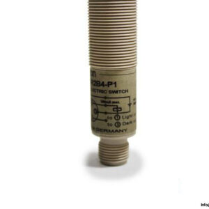 OMRON-E3F2-R2B4-P1-PHOTOELECTRIC-SWITCH-SENSOR6_675x450.jpg
