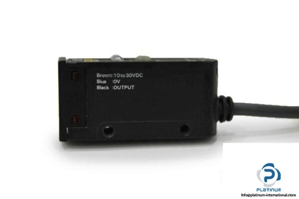 OMRON-E3S-AR31-PHOTOELECTRIC-SWITCH-SENSOR6_675x450.jpg