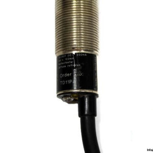 WENGLOR-TD11PA-PHOTOELECTRIC-DIFFUSE-REFLECTIVE-SENSOR6_675x450.jpg