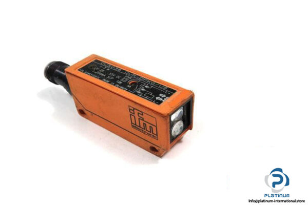 IFM-OU5036-PHOTOELECTRIC-RETRO-REFLECTIVE-SENSOR_675x450.jpg