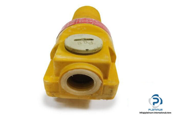 TURCK-BC10-P30SR-UZ3X-INDUCTIVE-SENSOR3_675x450.jpg