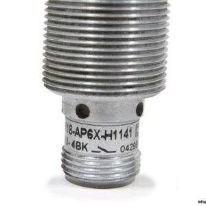 TURCK-NI12U-M18-AP6X-H1141-INDUCTIVE-SENSOR5_675x450.jpg