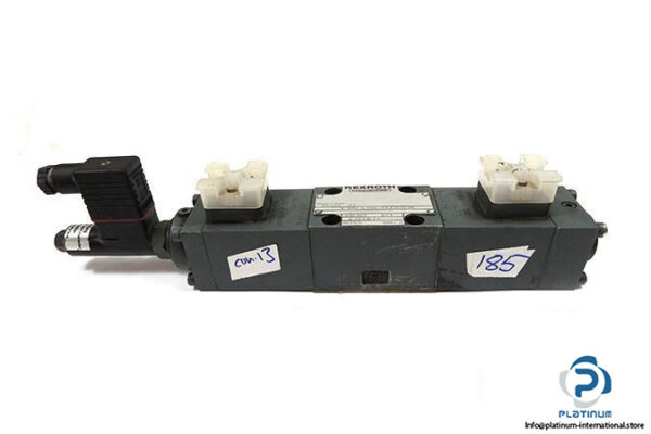REXROTH-4WRE-6W08-1124Z4M-PROPORTIONAL-DIRECTIONAL-VALVE-_675x450.jpg