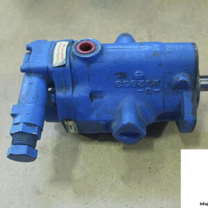 VICKERS-PVB5-RSY-40-CM-12-VARIABLE-DISPLACEMENT-PISTON-PUMP3_675x450.jpg