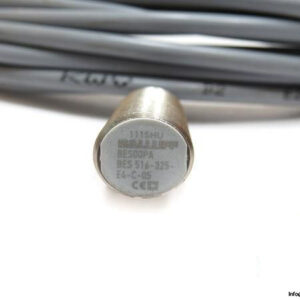 BALLUFF-BES-516-325-E4-C-05-INDUCTIVE-SENSOR4_675x450.jpg