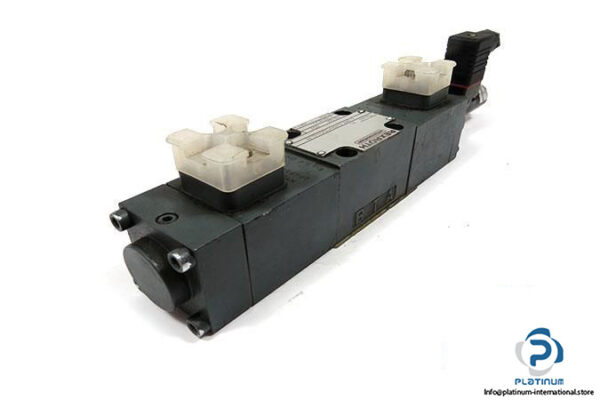 REXROTH-4WRE-6W08-1124Z4M-PROPORTIONAL-DIRECTIONAL-VALVE-4_675x450.jpg