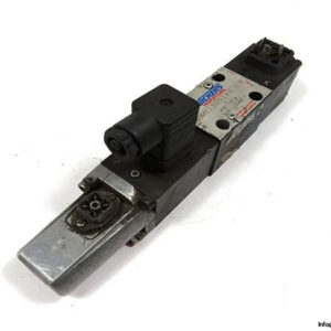 VICKERS-KFDG4V-3-2C07N-Z-M-U1-H7-20-PROPORTIONAL-DIRECTIONAL-VALVE-4_675x450.jpg