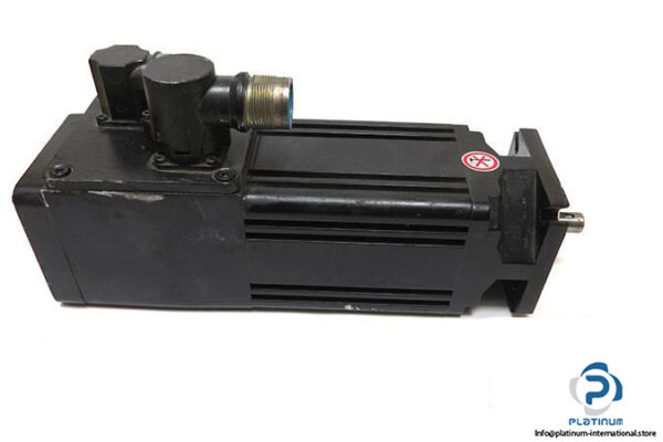 schneider-bph0751n5ma2ca1-ac-servo-motor4_675x450