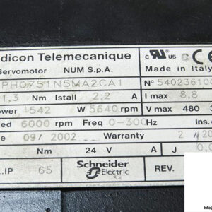 schneider-bph0751n5ma2ca1-ac-servo-motor6_675x450