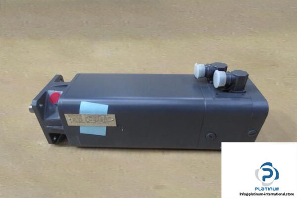 SIEMENS-1FT5066-1AC71-4EA0-AC-SERVO-MOTOR_675x450.jpg