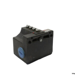 balluff-BNS-813-84-D12-61-A-10-01-mechanical-position-switch