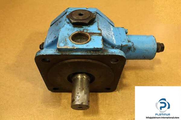 VICKERS-VVA40R-CDWW20-VARIABLE-DISPLACEMENT-VANE-PUMP3_675x450.jpg