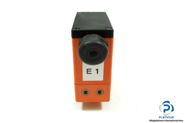 IFM-OA0201-OAH-FKOAT-PHOTOELECTRIC-DIFFUSE-REFLECTION-SENSOR4_675x450.jpg