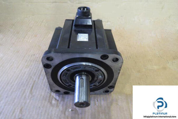 YASKAWA-SGMGH-44D2A6F-OY-AC-SERVO-MOTOR4_675x450.jpg