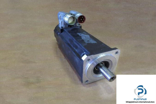 BECKHOFF-AM3033-1E01-SERVO-MOTOR4_675x450.jpg