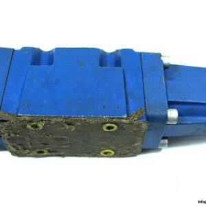 REXROTH-R900928892-PROPORTIONAL-DIRECTIONAL-VALVE4_675x450.jpg