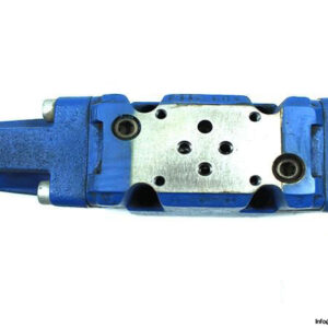 REXROTH-R900925468-PROPORTIONAL-DIRECTIONAL-VALVE4_675x450.jpg