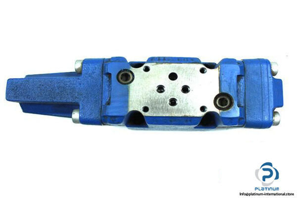 REXROTH-R900925468-PROPORTIONAL-DIRECTIONAL-VALVE4_675x450.jpg