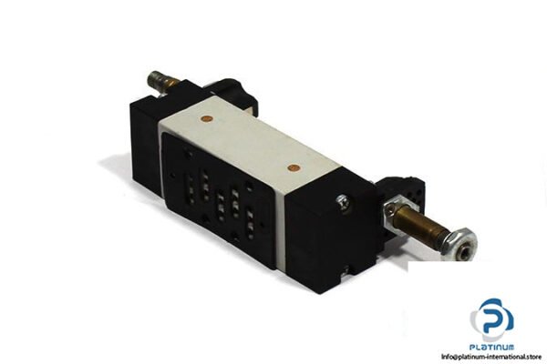 camozzi-951-000-p11-solenoid-control-valve-1