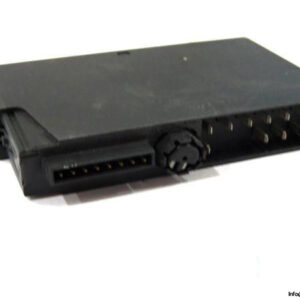 SIEMENS-6ES7-132-4HB01-0AB0-DIGITAL-Output-MODULE3_675x450.jpg
