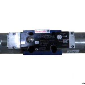 REXROTH-R900954083-43-WAY-PROPORTIONAL-DIRECTIONAL-VALVE-DIRECT-OPERATED-WITHOUT-ELECTRICAL-POSITION-FEEDBACK4_675x450.jpg