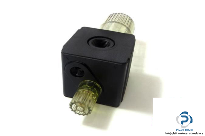 bosch 0821301500 lubricator BOSCH-0821301500-LUBRICATOR5_675x450.jpg