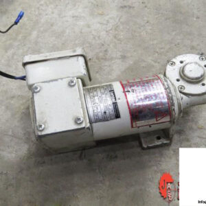 LENZE-1312145-250-SERVO-MOTOR-WITH-GEAR_675x450.jpg