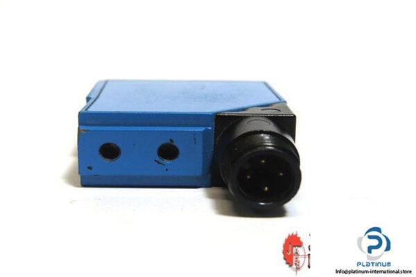 SICK-WE12-P4381-THROUGH-BEAM-PHOTOELECTRIC-SENSOR4_675x450.jpg