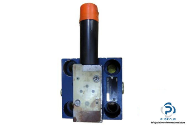 REXROTH-R900782046-2-WAY-CARTRIDGE-VALVES-DIRECTIONAL-FUNCTIONS4_675x450.jpg