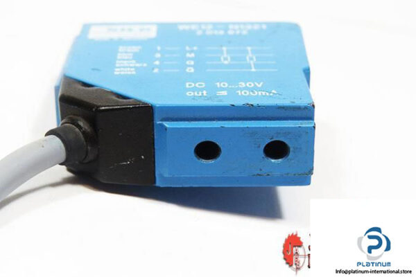 SICK-WE12-N1321-THROUGH-BEAM-PHOTOELECTRIC-SENSOR5_675x450.jpg
